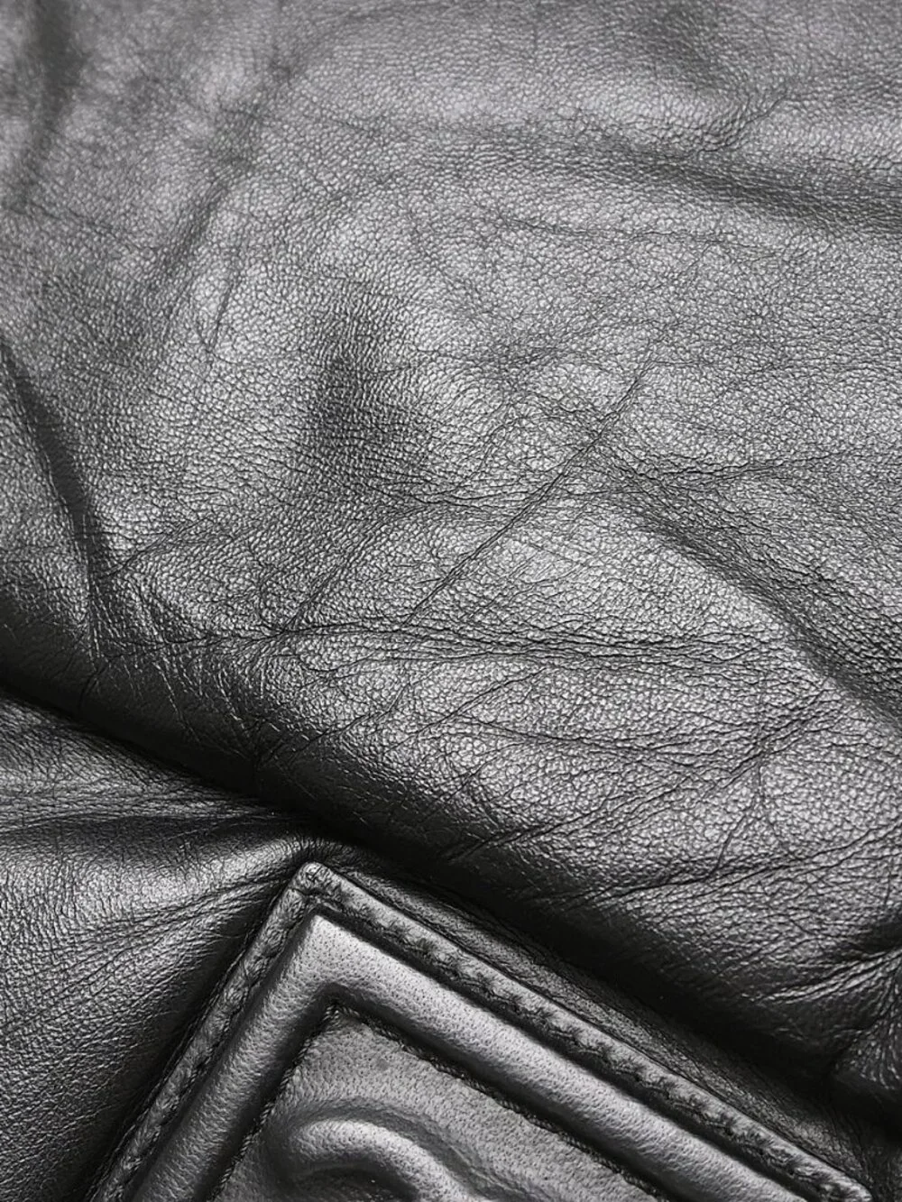 Best07 Chanel Black Calfskin Coco Cocoon Tote Bag KQ01586